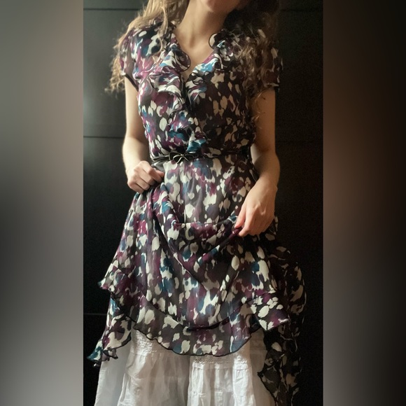 Short Sleeved Floral Midi Dress - Picture 2 of 6